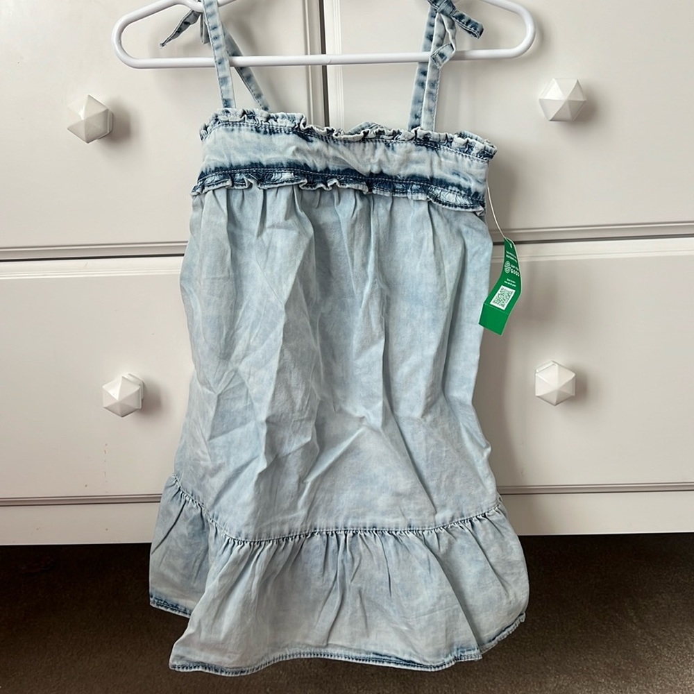 Baby gap toddler girls light denim spaghetti strap dress. Size 2t.